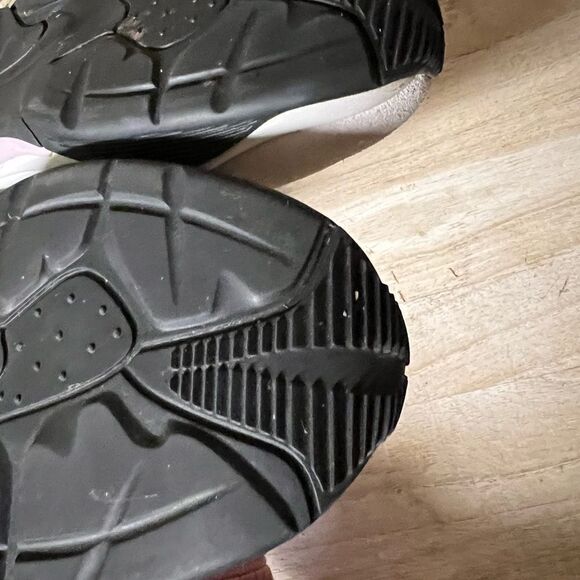 Puma thunder Rive Droite sneakers women’s 6 - Picture 9 of 9